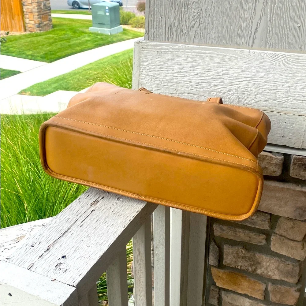 Coach Tan Leather Tote Bag - Picture 5 of 14